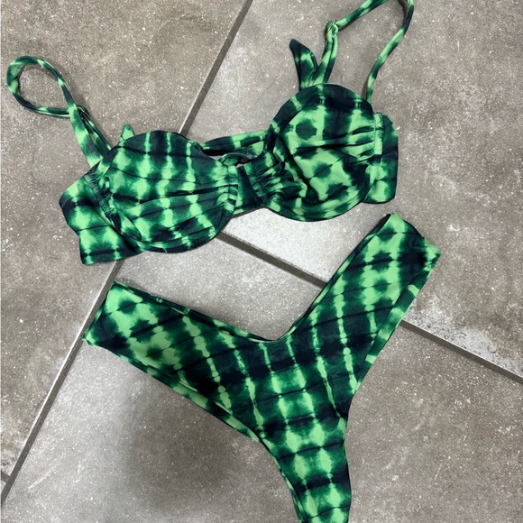 Skatie Rasta Tie-Dye Bikini - Picture 2 of 5